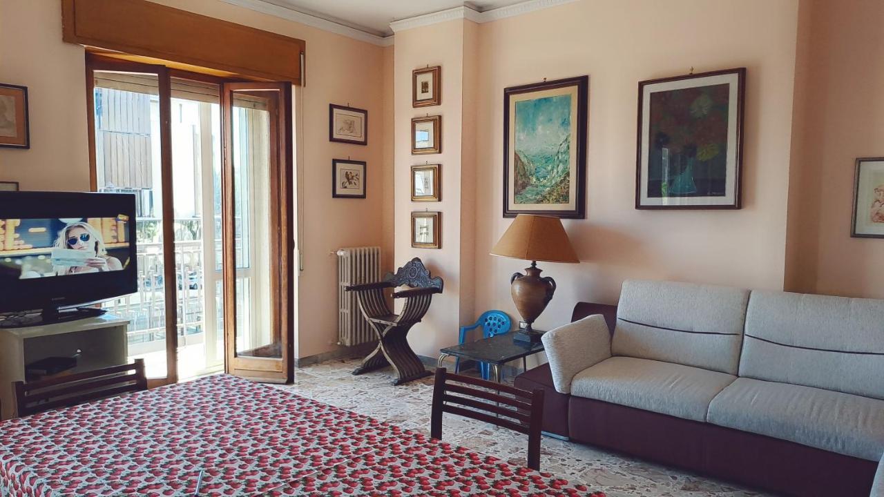 Casa Antonia Apartment Lecce Bagian luar foto